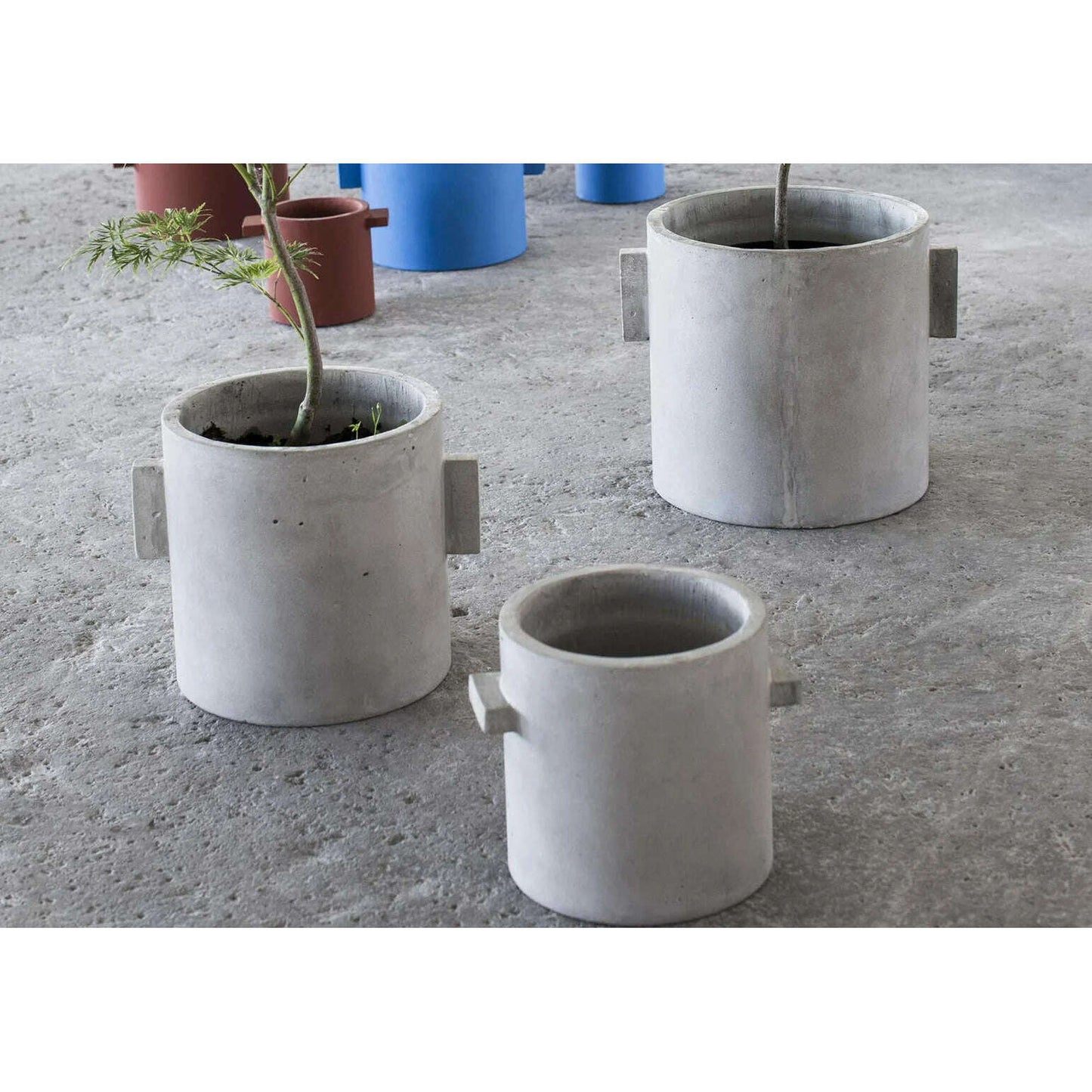 Pot de fleur rond en béton - décoration d'intérieur - H.27xØ.27cm gris ciment